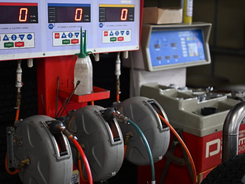 プロの技術×専門設備